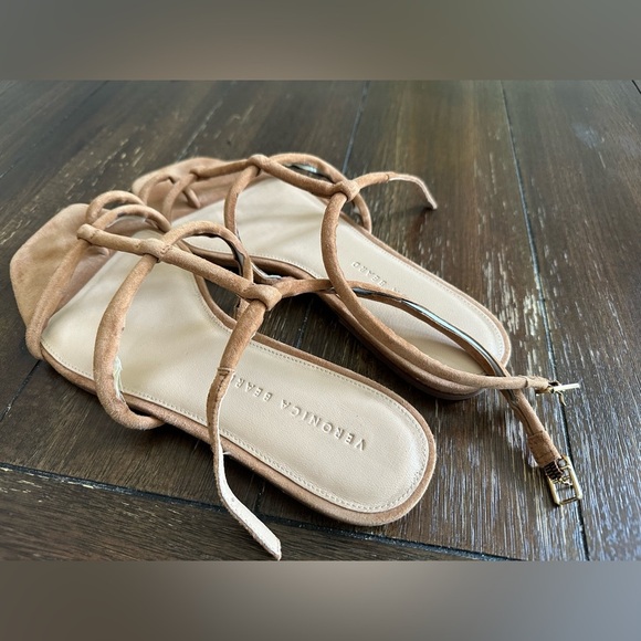 Veronica Beard sandals - Picture 4 of 15